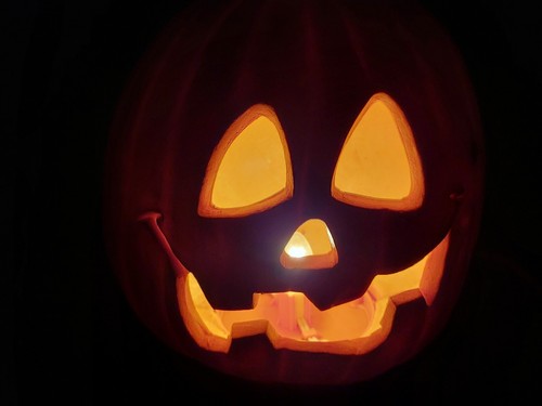 Vintage 1993 Trendmasters 10" Blow Mold Foam Light Up Halloween Pumpkin - Picture 2 of 7