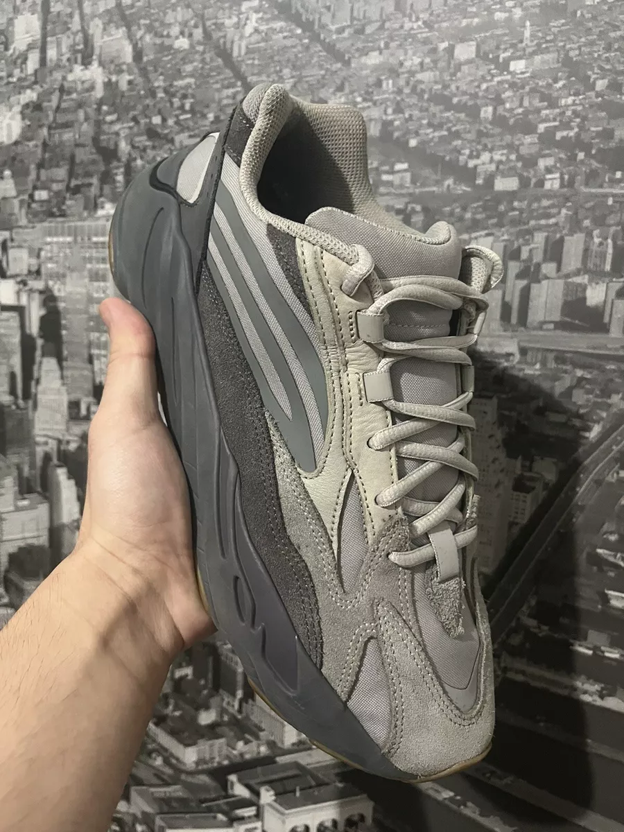 Size 10.5 - adidas Yeezy Boost 700 V2 Tephra 193103383054 | eBay