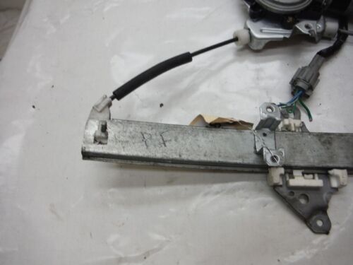 2002 INFINITI i35 A/T PASSENGER FRONT WINDOW REGULATOR MOTOR OEM 2003 2004 - Picture 3 of 12