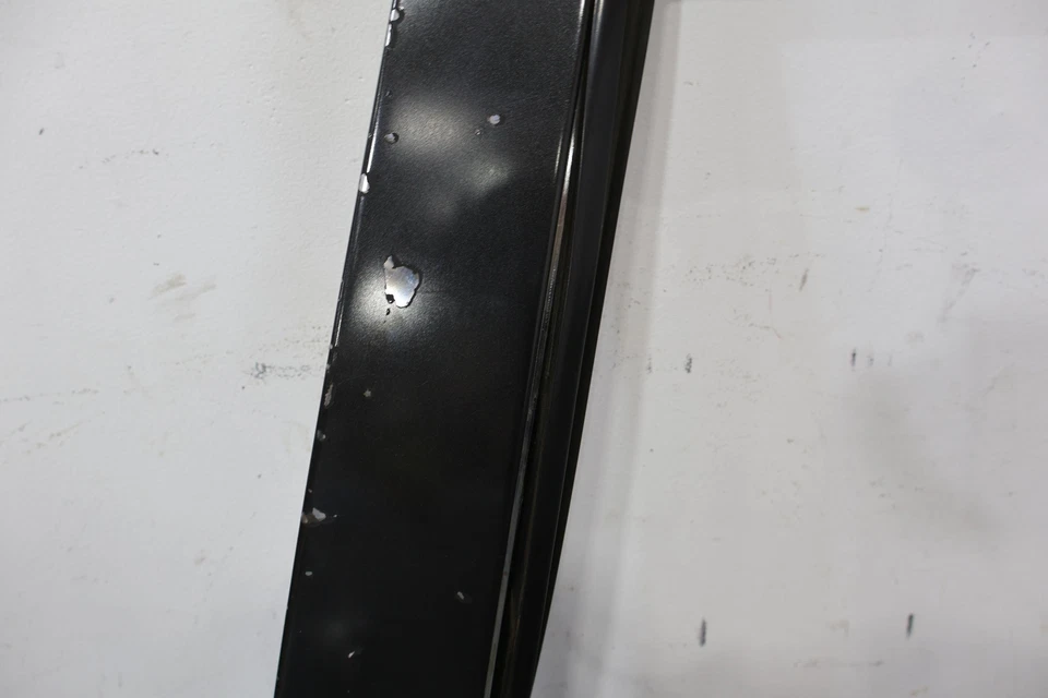 Marco de ventana de puerta exterior delantera derecha derecha 92-00 Lexus SC300 y SC400 (negro) Foto 4 de 4