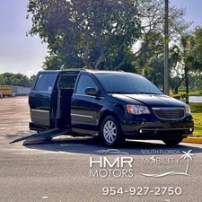 2013 Chrysler Town & Country LOW 59K HANDICAP WHEELCHAIR MOBILITY RAMP WAV VAN