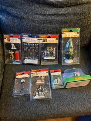 lot of lemax christmas accessories pieces
