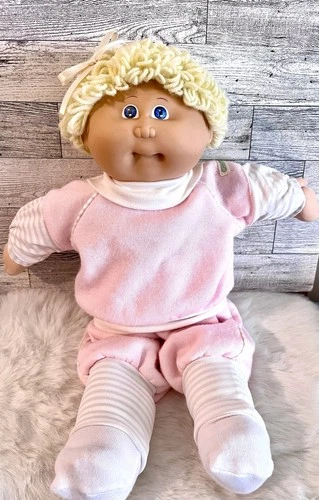 Vintage 1985 CABBAGE PATCH KIDS Doll  Lemon Yellow Hair Blue Eyes Pink Outfit