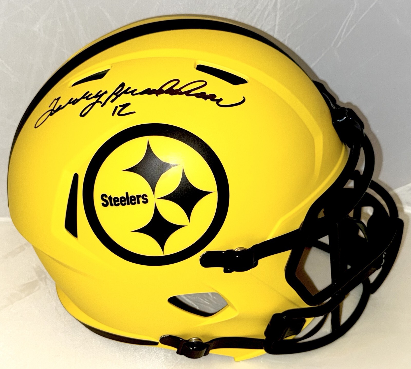 Terry Bradshaw Autographed Signed Pittsburgh Steelers Rave Full Size Helmet Beckett Witness 