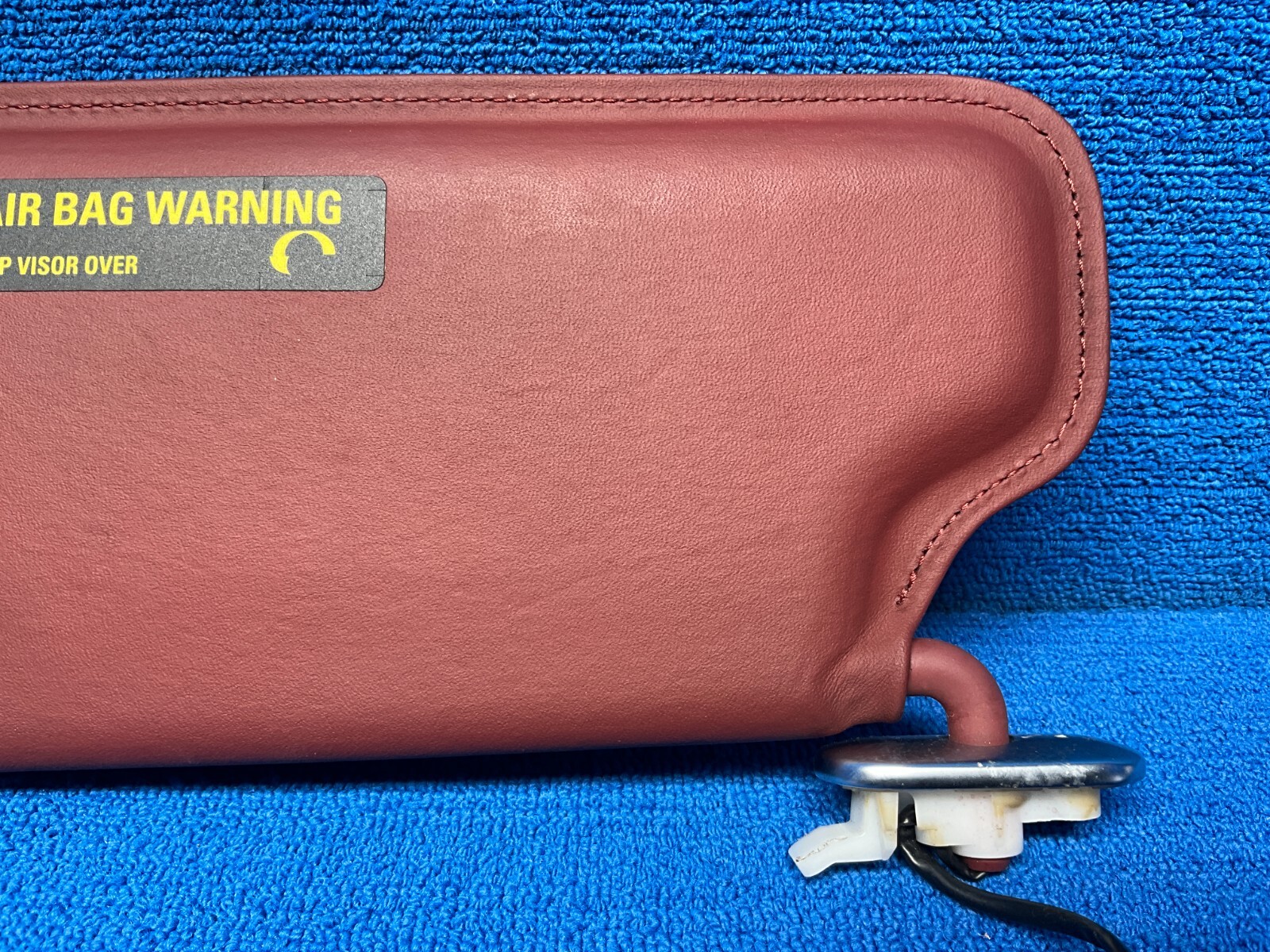 2006 - 2011 BENTLEY CONTINENTAL GTC FRONT RIGHT PASSENGER SIDE SUN VISOR RED OEM