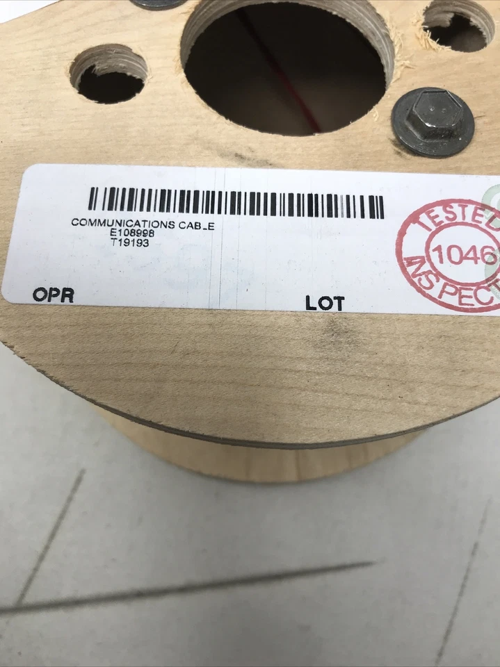 Belden Unshielded Plenum Cable Non-Conduit Communications Cable 8842 002100 Red - Image 3 of 4