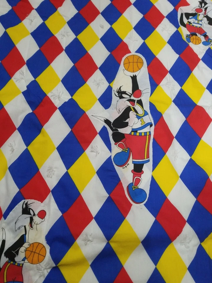 Vintage SPACE JAM WARNER Bros Looney Tunes Sylvester Basketball handmade quilt - Image 4 of 4