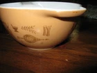Pyrex Early American Hertitage Eagle 1 1/2 pint mixing bowl