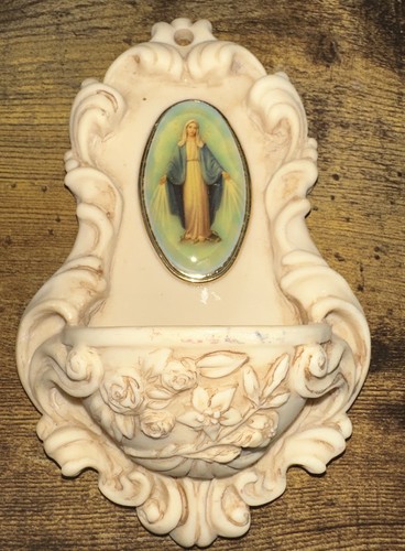 VTG Italian Holy Water Font Virgin Mary Wall Pocket Religious Decor