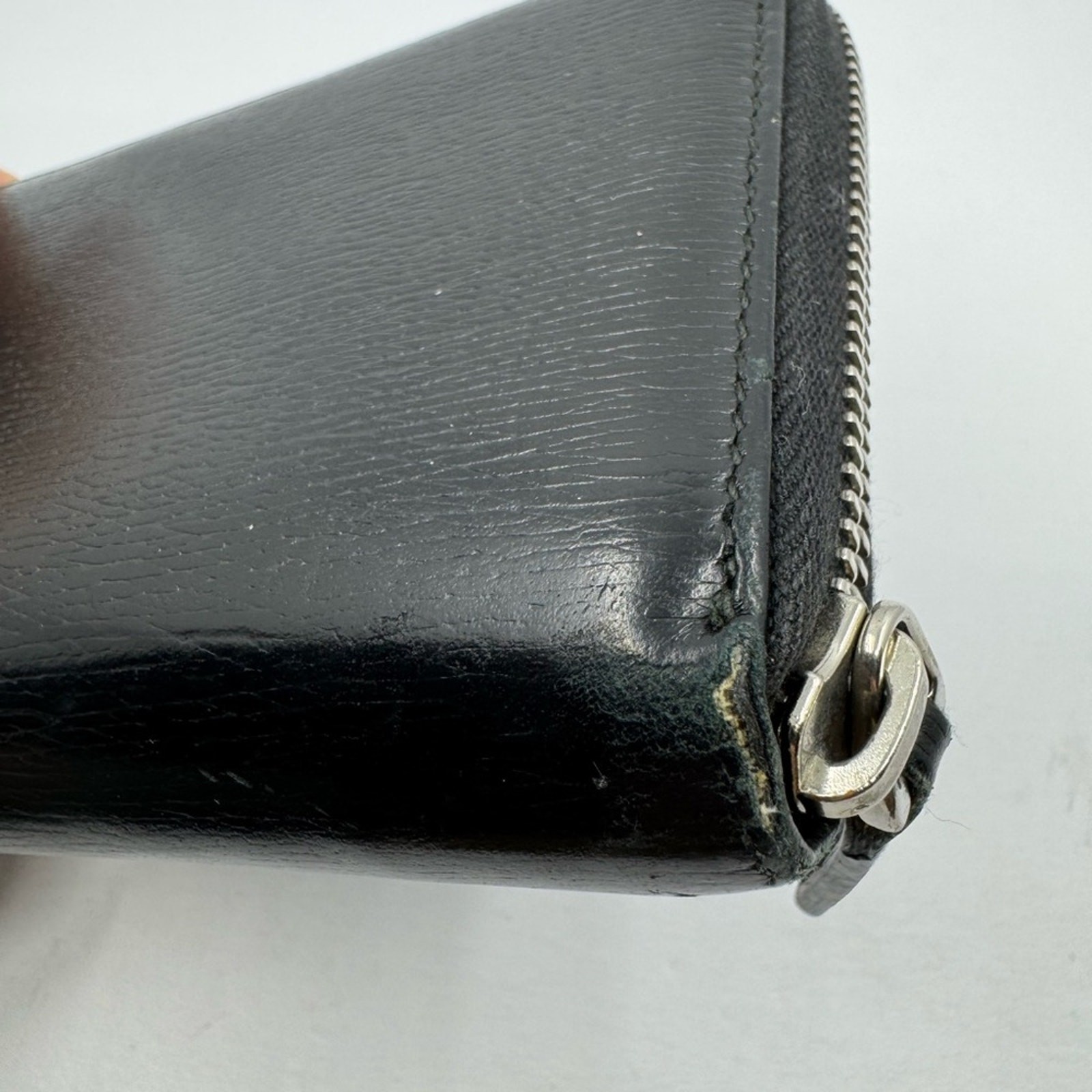 Gucci Interlocking Zip Around Leather Wallet 22948 - image 9