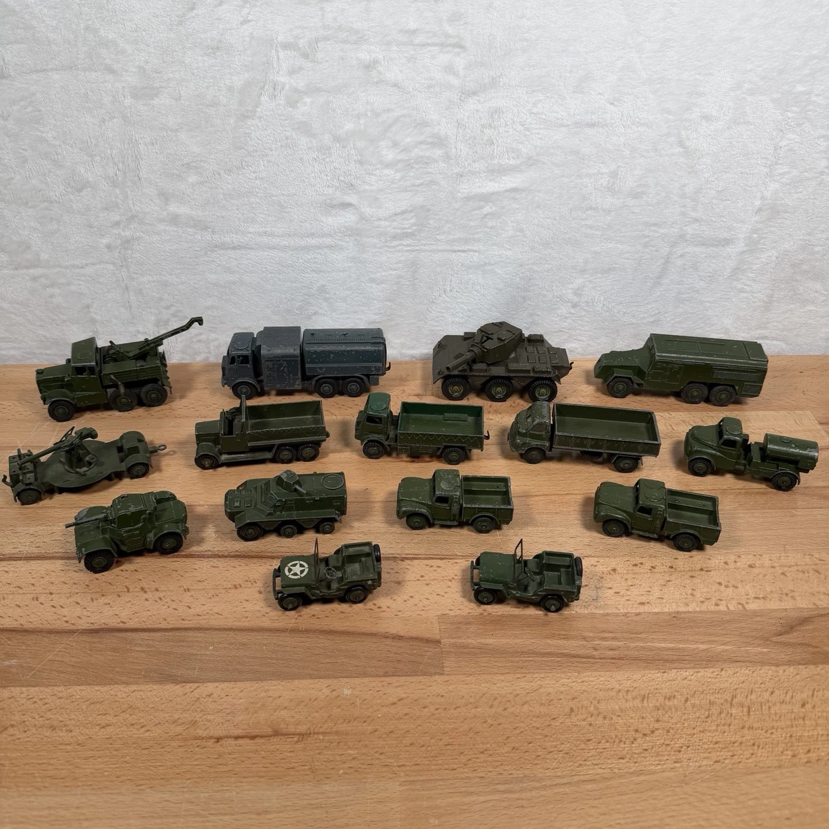 お値下げ！美品　DINKY TOYS ARMY STAFF CAR ミニカー Dinky Toys Military for sale | eBay