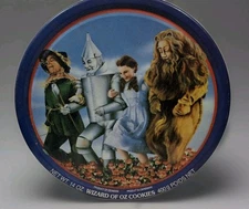 Wizard Of OZ Collectible Denmark Cookie Tin Dorothy Scarecrow Lion & Tinman 