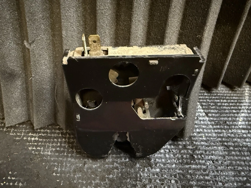 Cierre de tapa de maletero Acura Integra GS 1,8 L FWD 1990-1993 FABRICANTE DE EQUIPOS ORIGINALES Foto 4 de 4