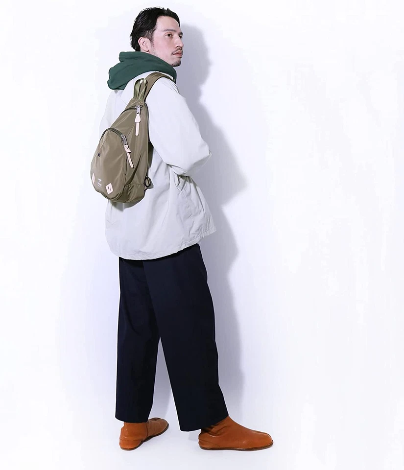 Bolso de hombro grande Anello AT-S0231 URBAN O.D con estampado de logotipo Foto 2 de 2