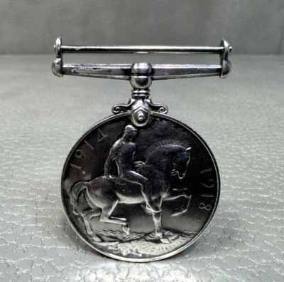 小物 GEORGI V MEDAL 1918 Great Britain King GEORGE V WAR MEDAL Silver Military