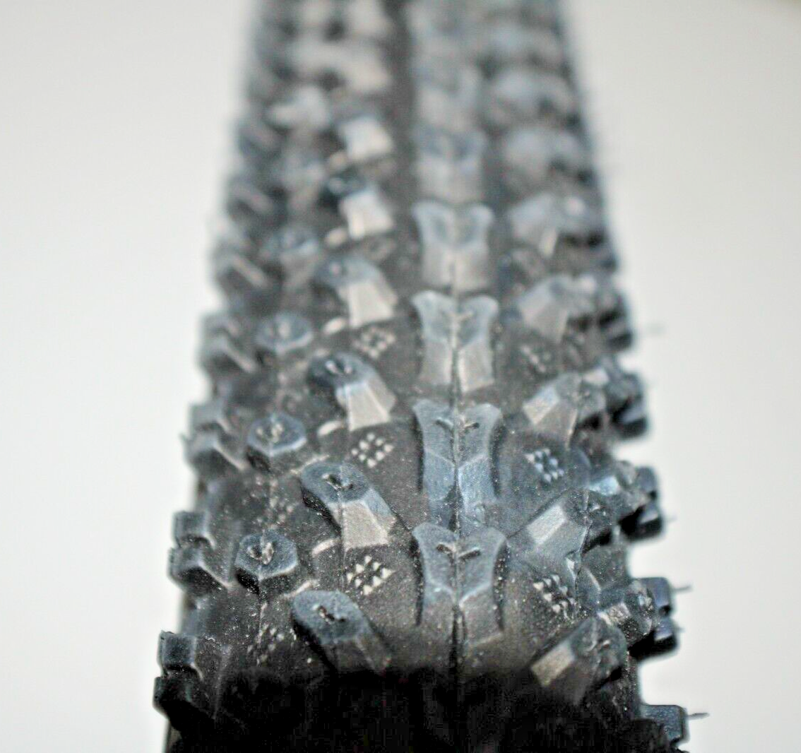 Panaracer Comet Hardpack 26x1.95