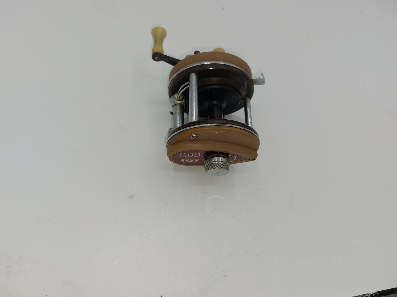 Moulinet De Pêche Vintage Abu Ambassadeur 3000 - Modifié Mais Fonctionnel - Occasion