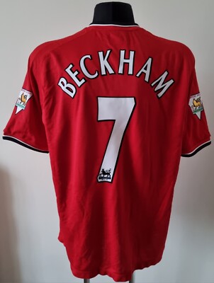 Manchester United 2000 - 2002 Home football Umbro shirt #7 Beckham