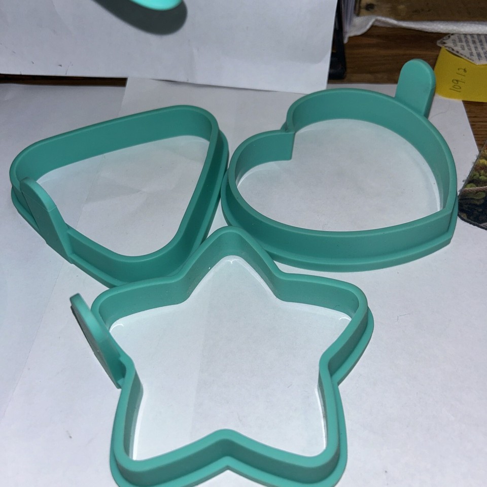 Pampered Chef Batter Mixer and Dispenser 100082 Pancake Plus 3 Pancake ...
