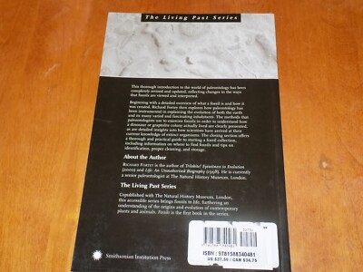Fossils : The Key to the Past by Richard Fortey (2002, Trade