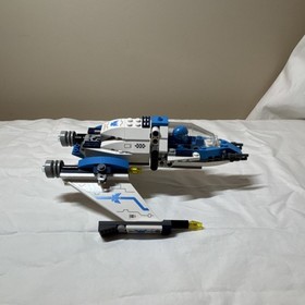 LEGO Galaxy Squad Swarm Interceptor (70701) Complete Set w/ Minifigures + Manual