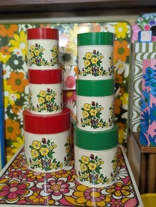 1960年代 米国ビンテージ ロイヤルテリー蝶々柄キャニスター２こセット 25+ Vintage Butterfly Canister Set for sale | Updated Oct 2026