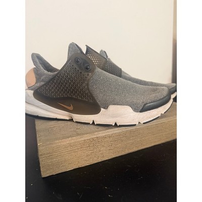 Nike Air Zoom Strong Gray Strap Training Shoes Women s 9