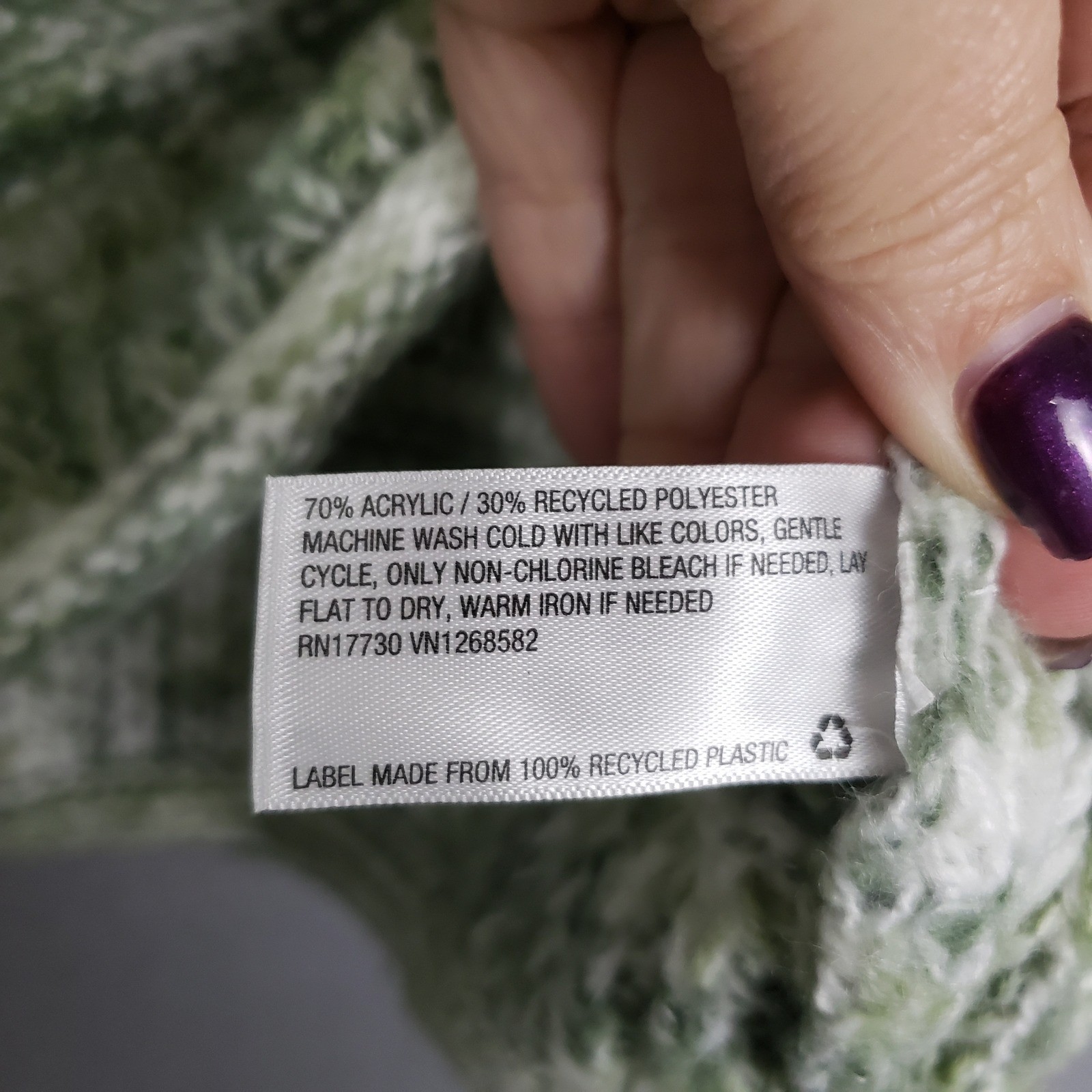 Universal Thread Size L Chunky Knit Pullover Swea… - image 5