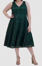 Eliza J Women's Green V-Neck Sleeveless A-Line Sequined Dress Size 20W
