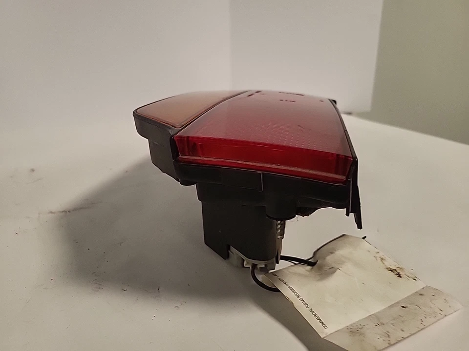 1991 Nissan 240SX LH Tail Lamp Part Number - 166-58402L. LL2 - Image 3 of 4