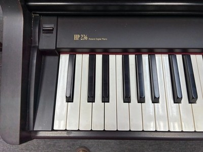Roland HP236 Electric Piano (several keys need repair) | eBay