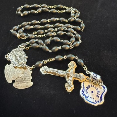 Vintage Unbreakable 15 Mysteries Slide Center Rosary with Original Tag Italy