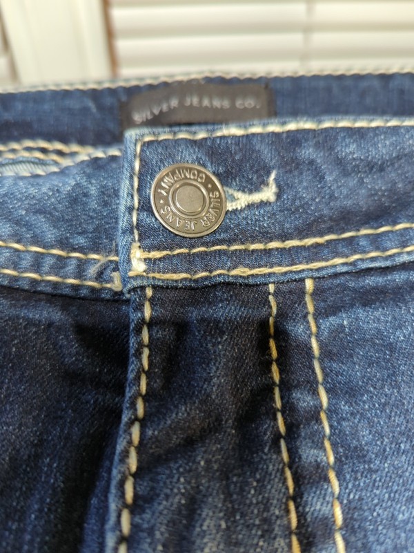Women's Silver Jeans 24 Boot Cut Low Rise Medium Wash Stretch Suki Surplus 24x30