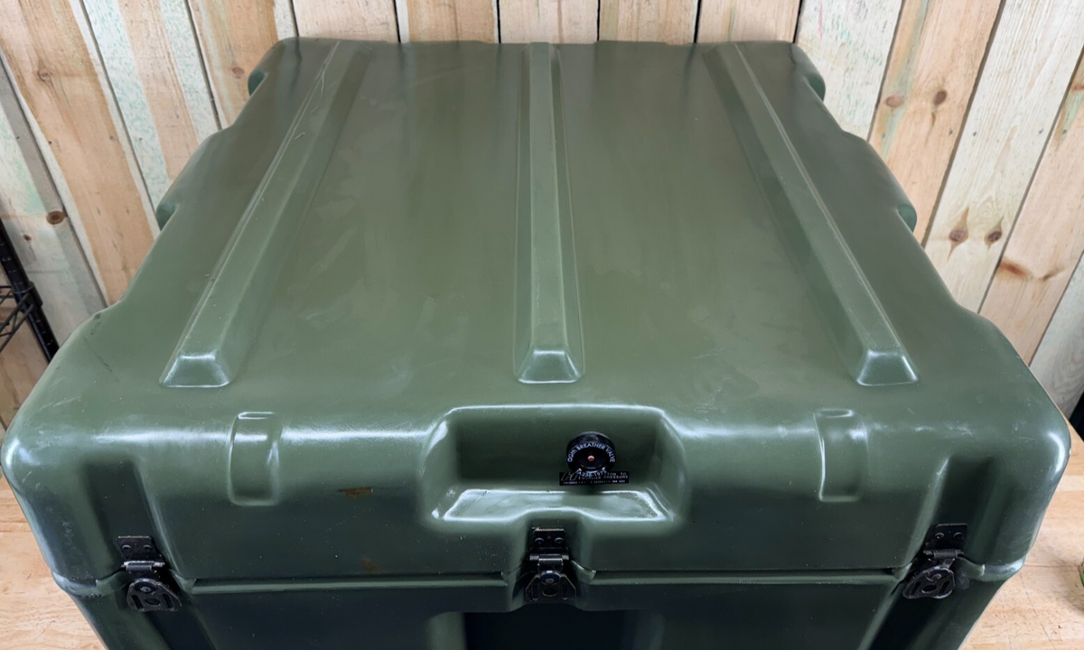 Pelican Hardigg Case 30x30x22
