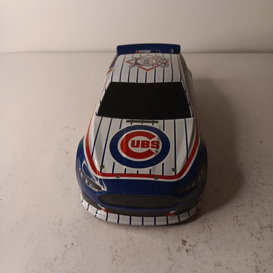 Coche de carreras Lionel edición limitada MLB CHICAGO CUBS ESCALA 1:18 11 pulgadas stock Foto 2 de 4