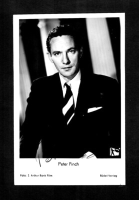 PETER FINCH - ORIGINAL AUTOGRAPH - SIGNED POSTCARD - 1950'S