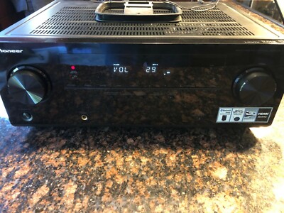 Pioneer VSX-521-K 5.1 Receiver.  3D-Ready, 4 HDMI, Dolby TrueHD  EX CONDITION