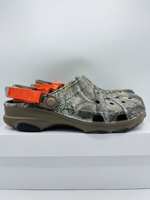 camo crocs with orange strap