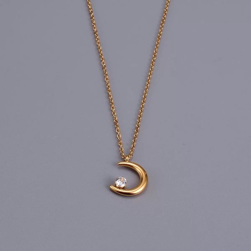 18K Yellow Gold Plated Moon Crescent Star Pendant Charm Necklace Woman's Gift - Picture 7 of 7