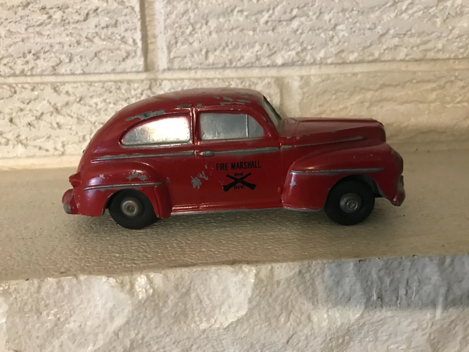 Scarce Rare 1948 Ford Fire Marshall Slushcast Promotional Toy Car Automobile - Image 2 of 4