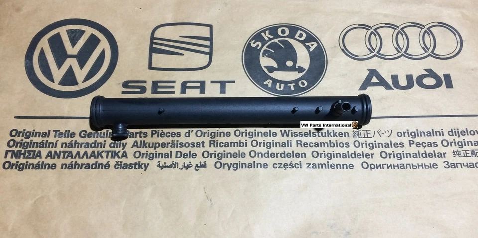 Tubo de refrigerante para motor VW Golf MK4 MK5 R32 pieza original OEM TT32 - Imagen 2 de 2