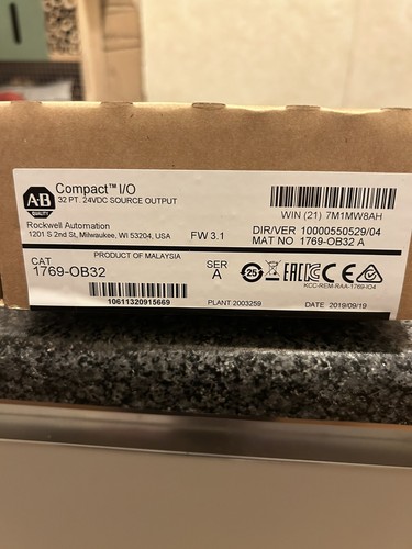 Allen-Bradley 1769-OB32 CompactLogix DC Digital Output Module - Bild 4 von 6