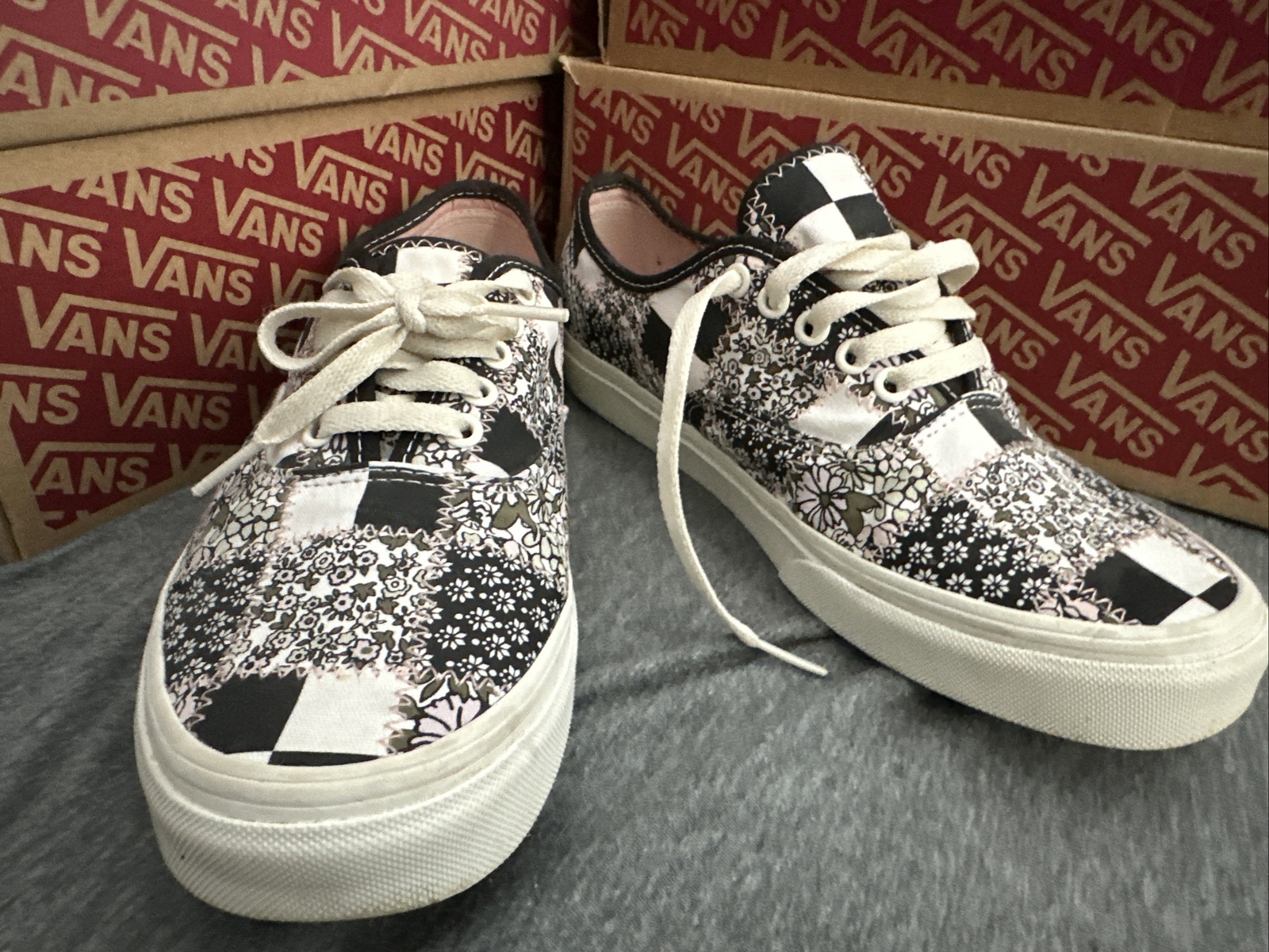 Vans Authentic  Patchwork Floral Checkboard Women… - image 2