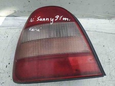NISSAN SUNNY III Hatchback N14 Rücklicht hinten links 1.40 Petrol 1992 32112063