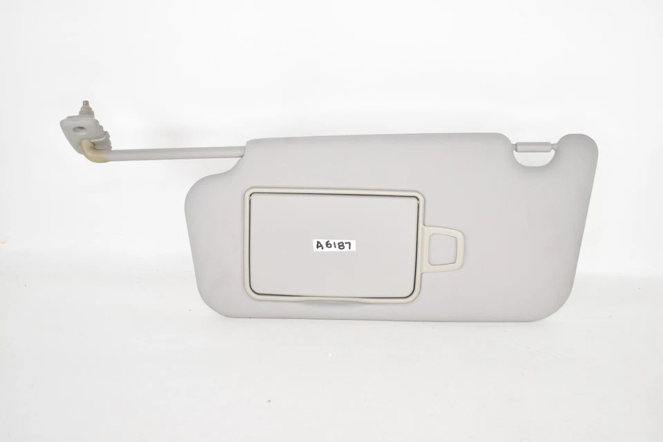 2008 Kia Rondo Driver Left Sun Visor Sunvisor Gray Broken Lid Hinge - Image 3 of 4