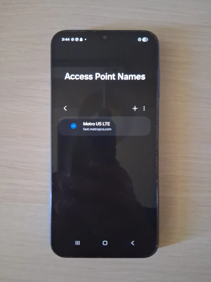 Smartphone Samsung Galaxy A15 5G 64GB Metro de T-Mobile (Como Nuevo) Foto 4 de 4