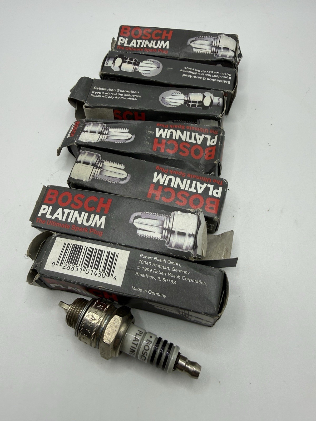 Spark Plug Bosch Platinum 4236 Qty. 8 Plugs