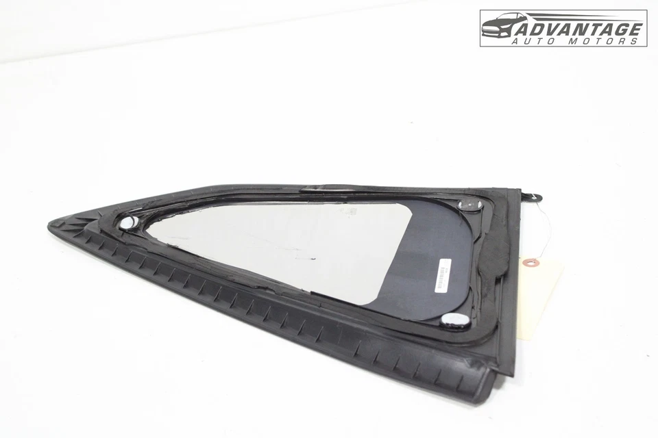 Chevrolet Camaro 2016-2024 cupé trasero izquierdo cuarto ventana cristal OEM Foto 3 de 4