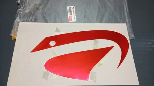 Yamaha genuine new tdm850 1999 2000 graphic set lower cover 2 decal 4tx-28303-10