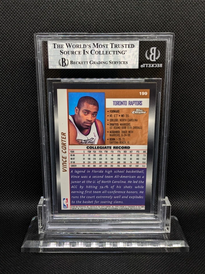 Vince Carter Signed On Card 1998-99 Topps Chrome RC #199 Beckett BAS Auto Slab - Image 2 of 2
